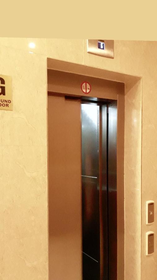 Imperial Hotel & Apartments ダル・エス・サラーム エクステリア 写真